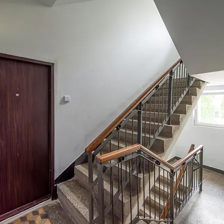 Metro Raclawicka Loft By Bookinghost Warszawa