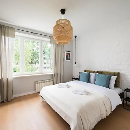 Metro Raclawicka Loft Apartment Warsaw