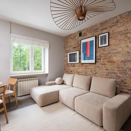 Metro Raclawicka Loft Apartment